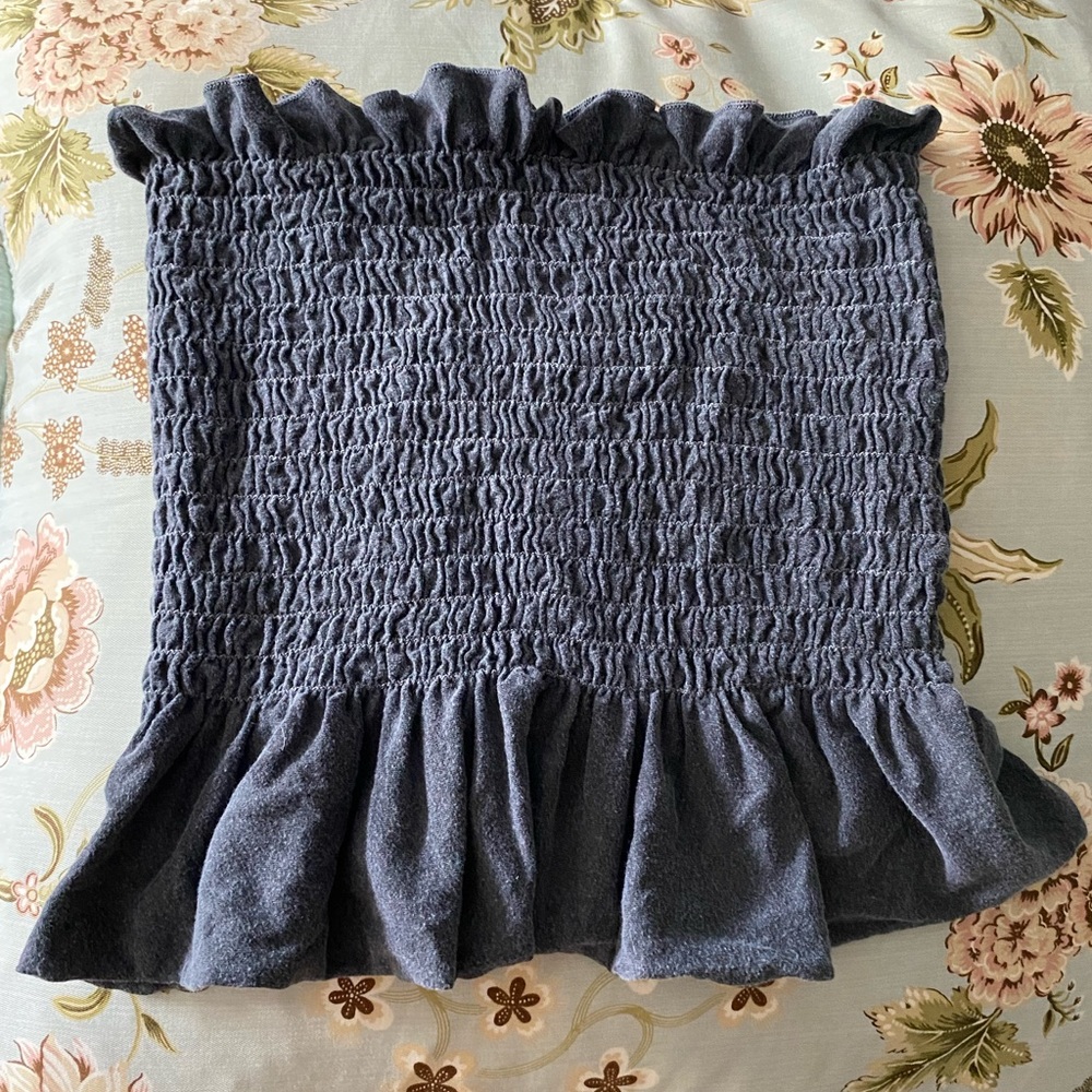Grey crop top